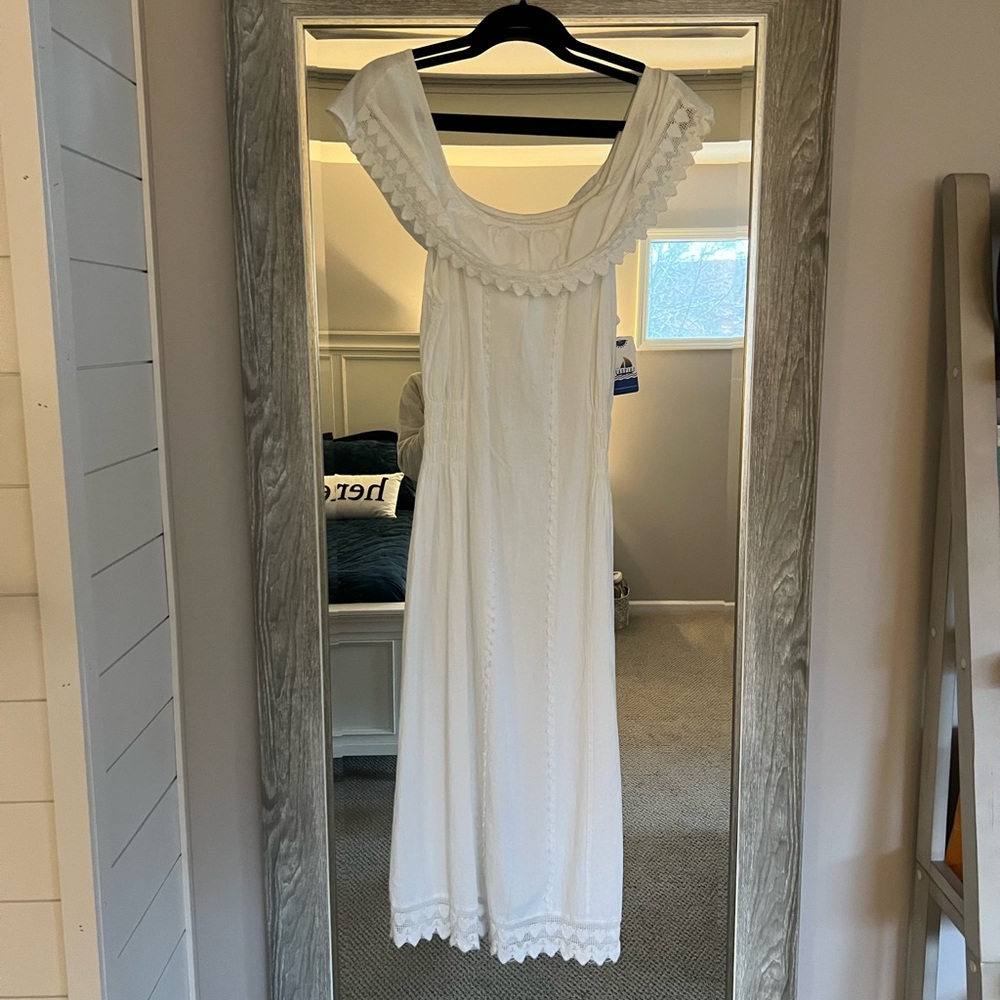 NEW White Maxi—Resort Collection 🌴